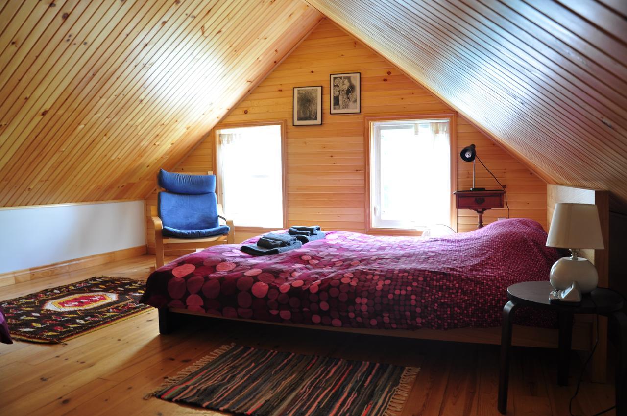 Breton Cove Farmhouse Pensionat Indian Brook Exteriör bild